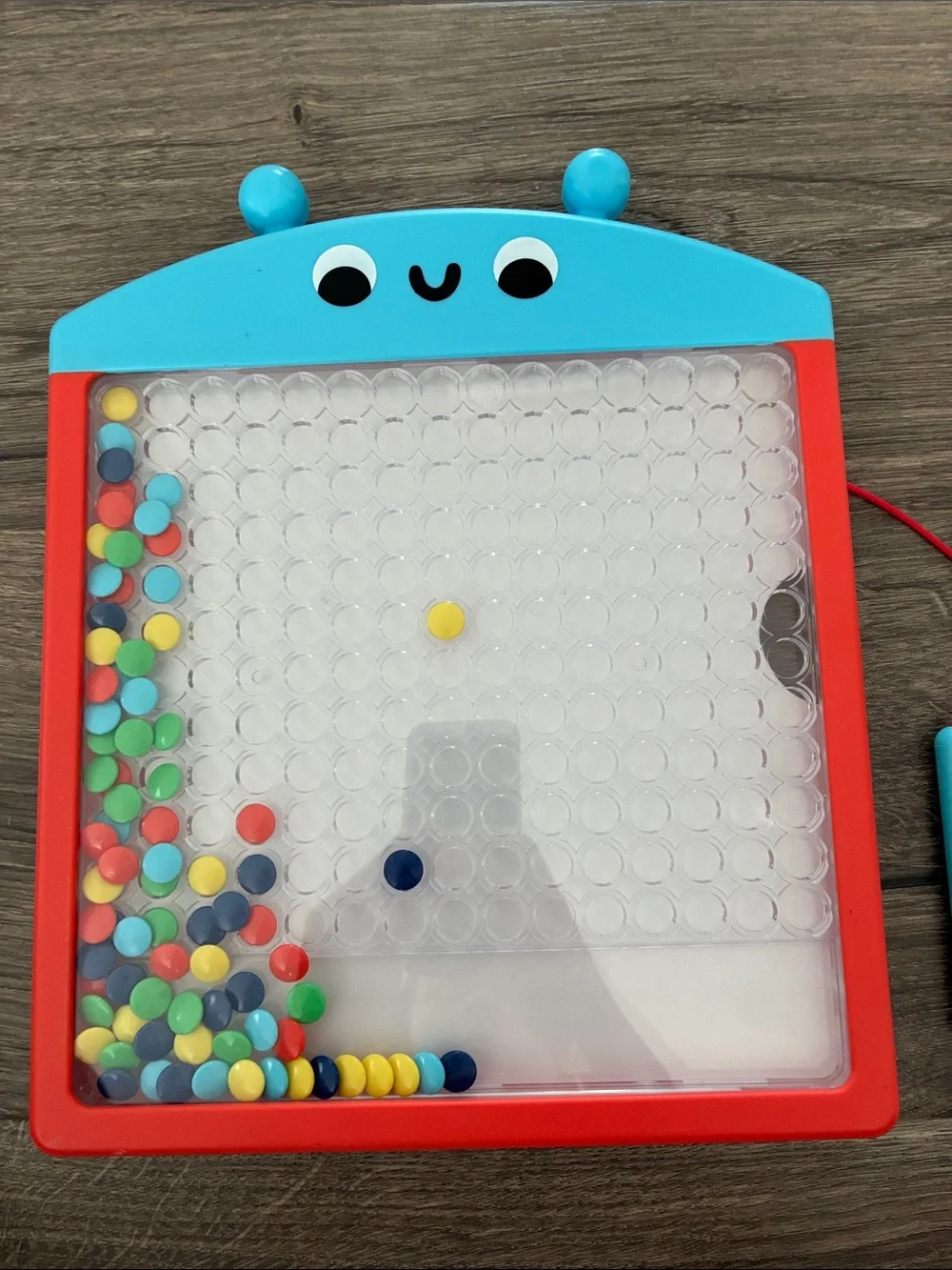 Giggle Scape Kids Magnetic Peg Board Toy